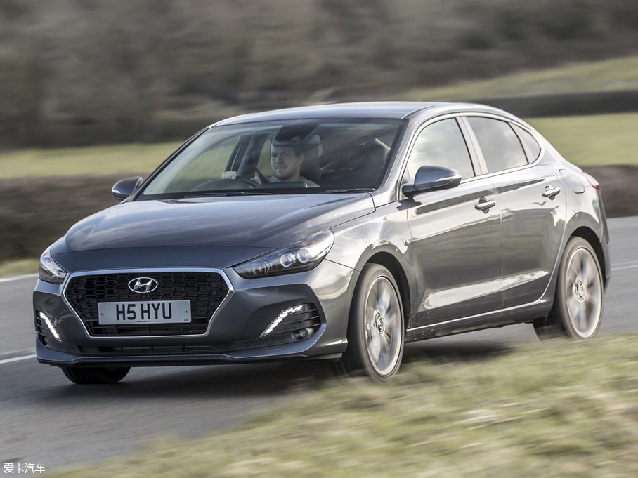 2018��i30(����) Fastback