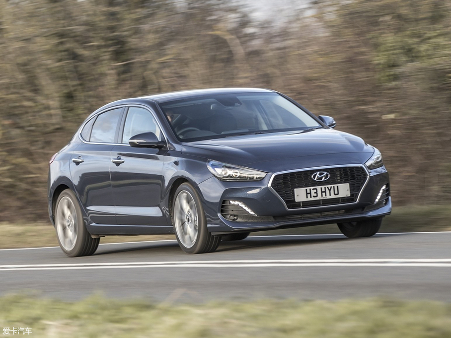 2018��i30(����) Fastback