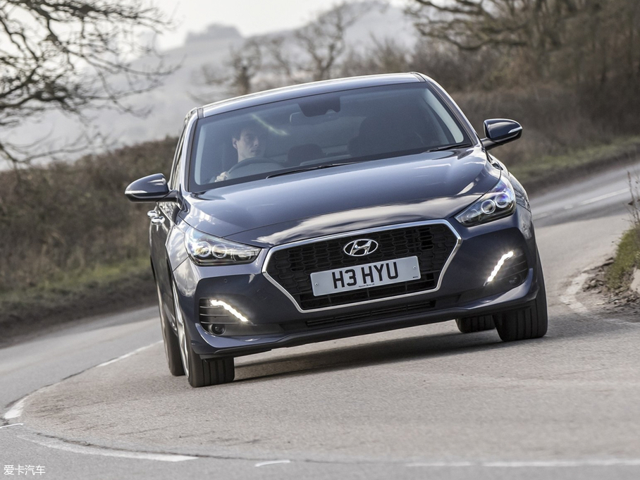 2018��i30(����) Fastback