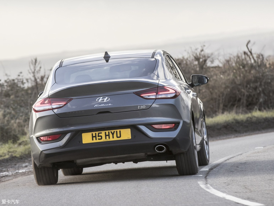 2018��i30(����) Fastback