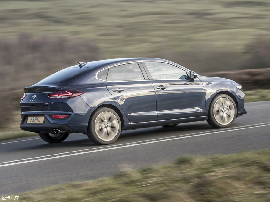 2018��i30(����) Fastback