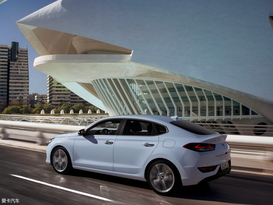 2018��i30(����) Fastback