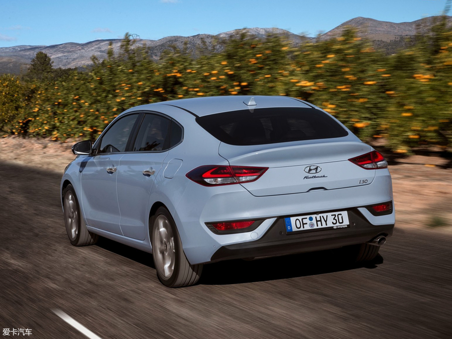 2018��i30(����) Fastback