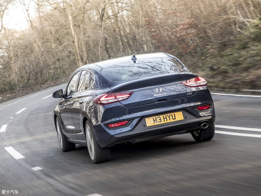 2018��i30(����) Fastback