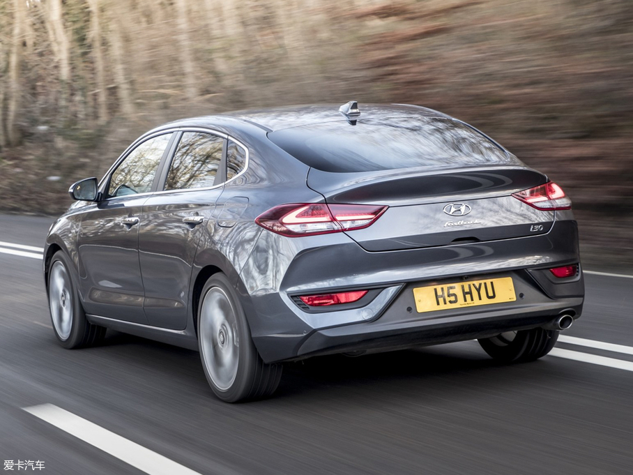 2018��i30(����) Fastback