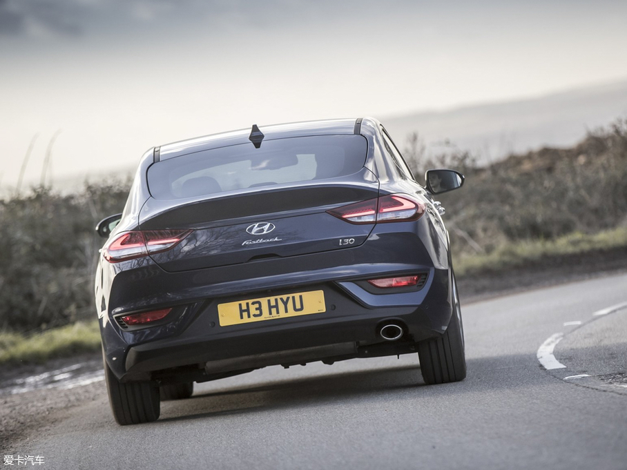 2018��i30(����) Fastback