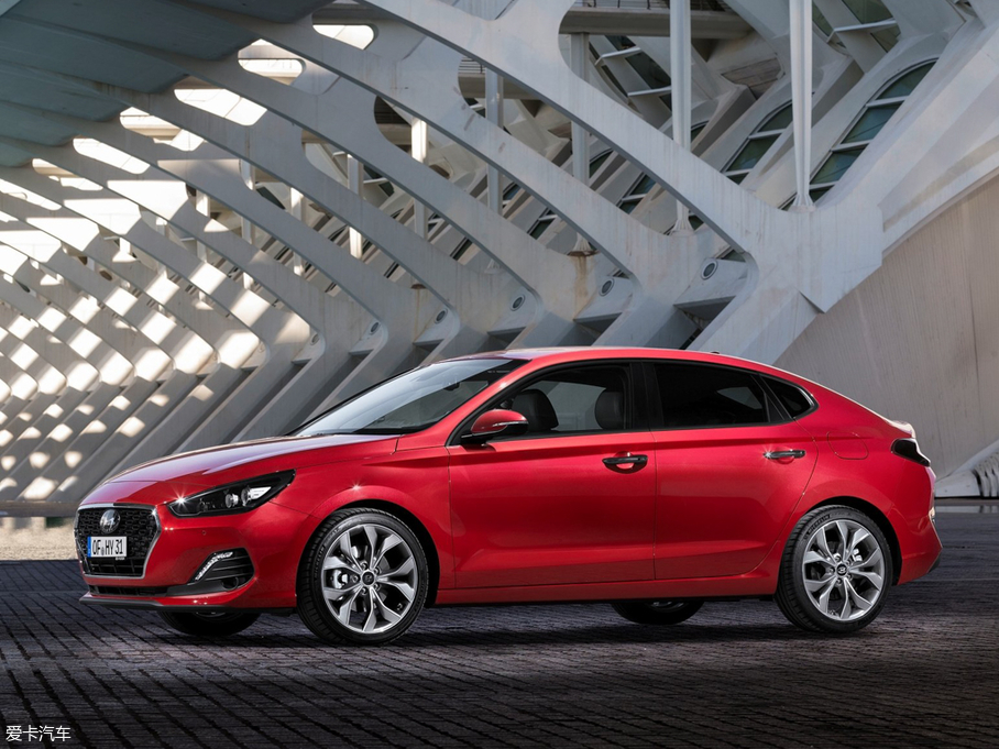 2018��i30(����) Fastback