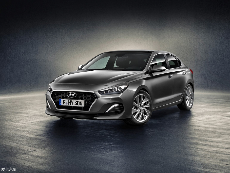 2018��i30(����) Fastback