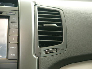 2009款2.4L 舒适版 空调出风口