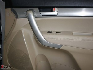 2009款2.4L 至尊版 空间座椅
