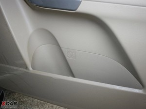 2009款2.4L 至尊版 空间座椅