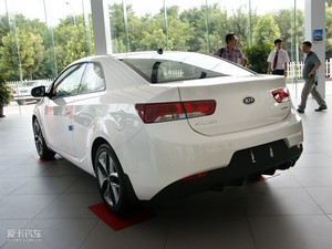 2010款1.6L 时尚版 整体外观