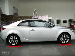 2010款1.6L 运动版 整体外观