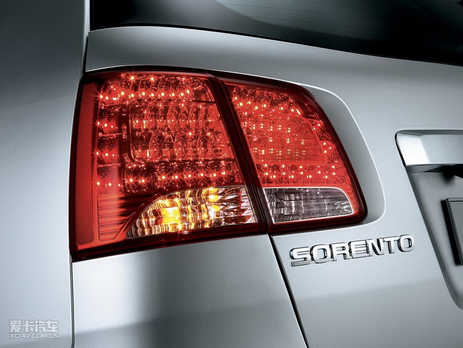 2010�����m�� 2.2 ���ͺ��A��