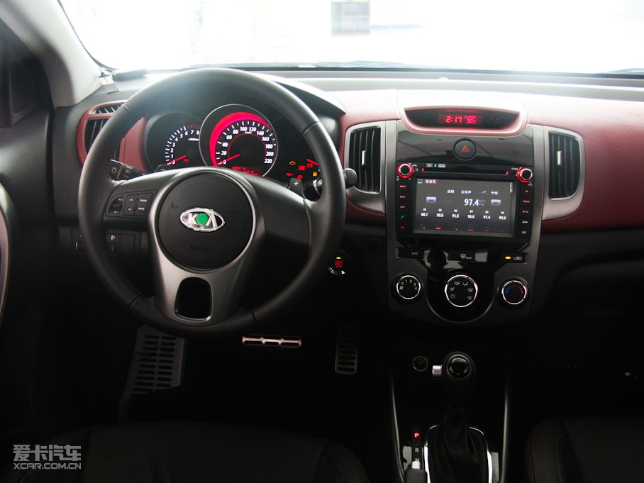 2011 1.6L Զ