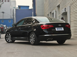 2012款2.4L 尊贵版 左后45度