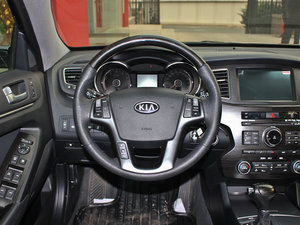 2012款2.4L 尊贵版 方向盘