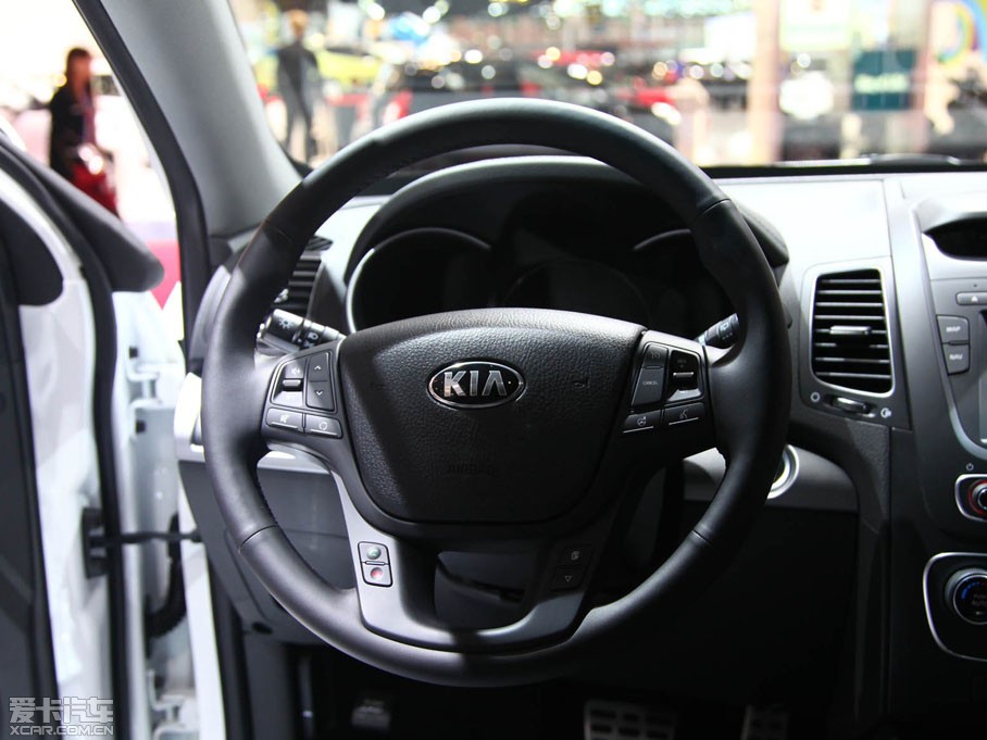 2013�����m�� 