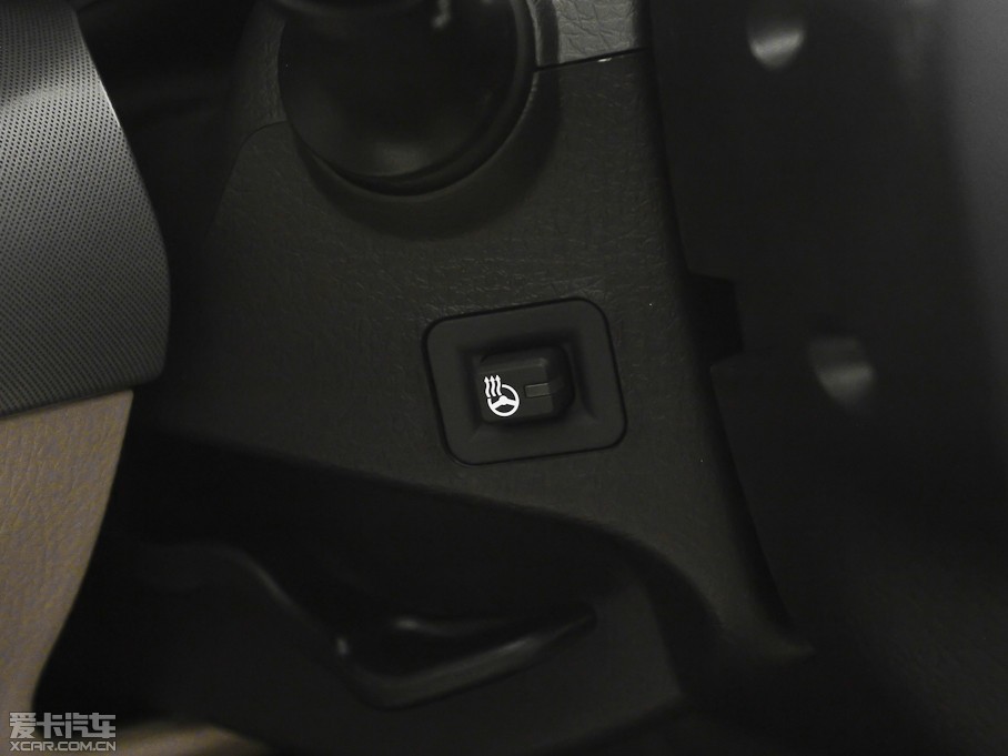 2013�����m�� 2.4L 5�����ͺ��A��