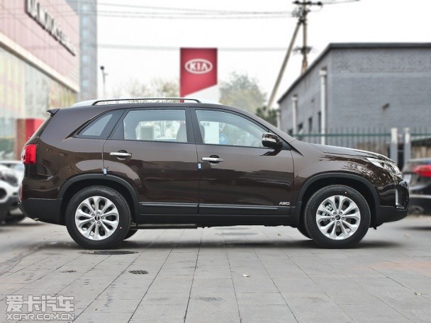 起亞2013款索蘭托 