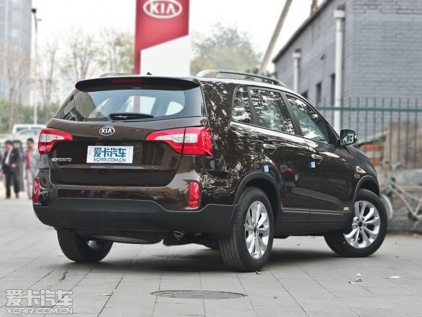 起亞2013款索蘭托 