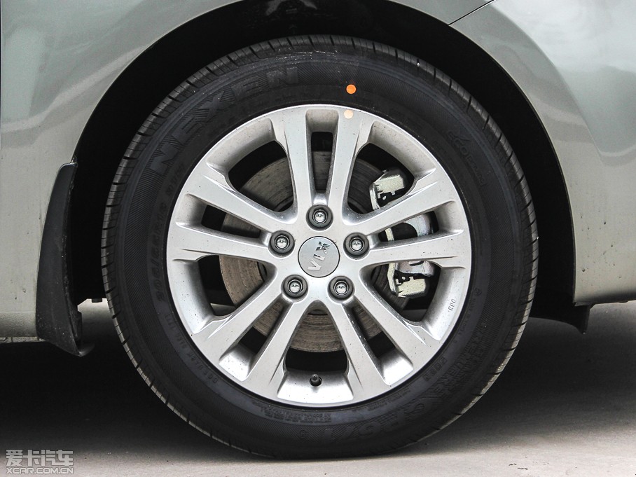 2013��ј� 2.0L 7���ԄӺ��A�� ��IV