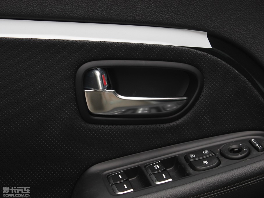 2013��ј� 2.0L 7���ԄӺ��A�� ��IV