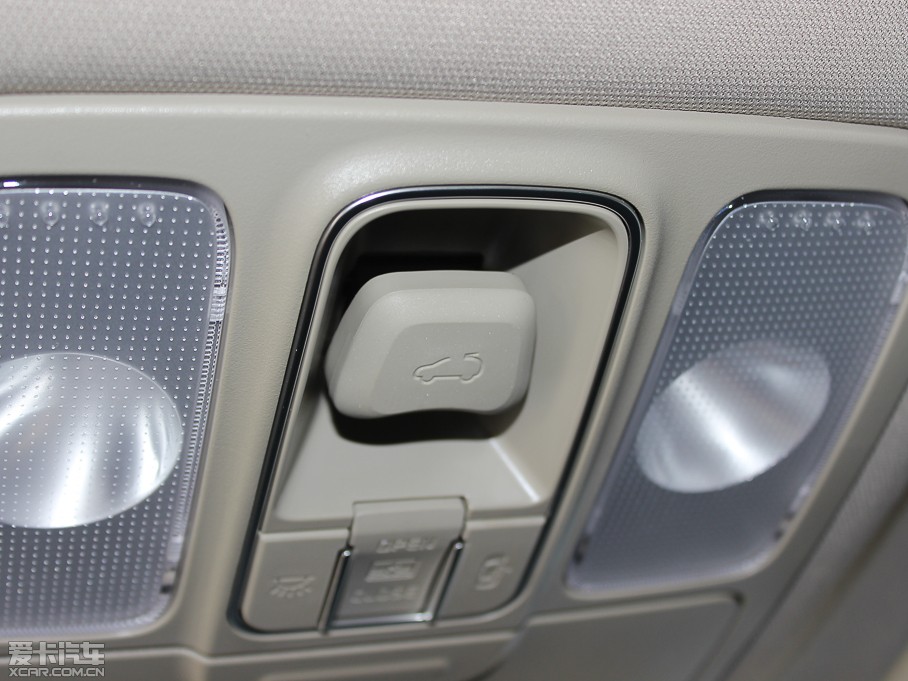 2013��ј� 2.0L 7���Ԅ����m�� ��IV