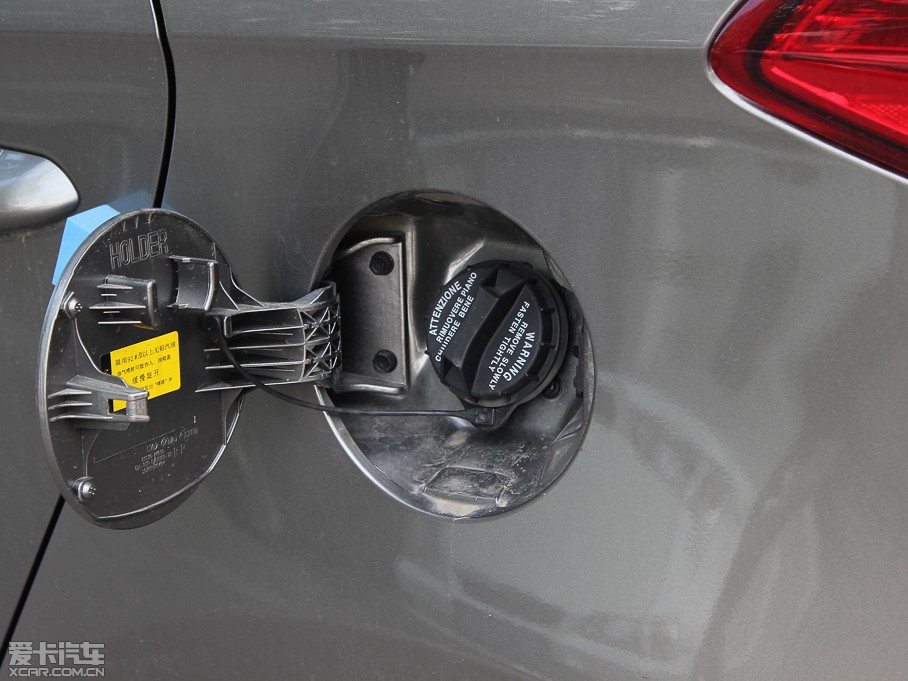 2013��ј� 2.0L 5���Ԅ����m�� ��IV