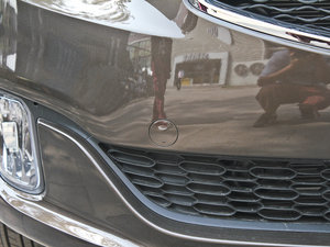 2013款2.0L 5座自动标准版 国IV 细节外观