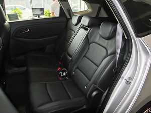 2013款2.0L 7座自动标准版 国IV 后排座椅