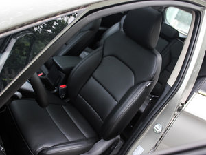 2013款2.0L 7座自动豪华版 国IV 主驾驶座椅