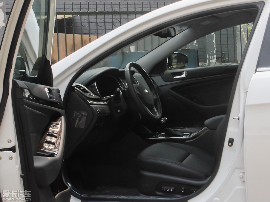 2013P 2.4L Ԅ(dng)̄(w) V