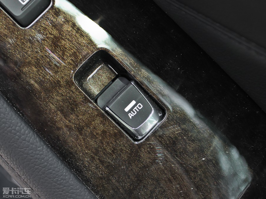 2013P 2.4L Ԅ(dng)̄(w) V