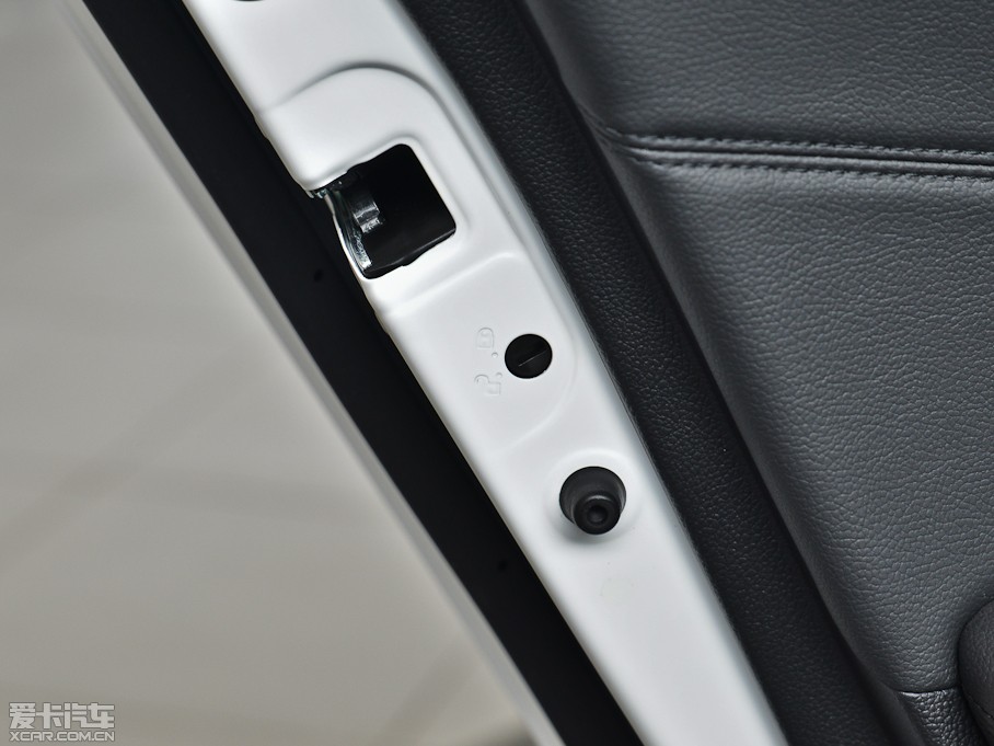 2013��P�� 2.4L �ԄӾ�Ӣ�� ��V