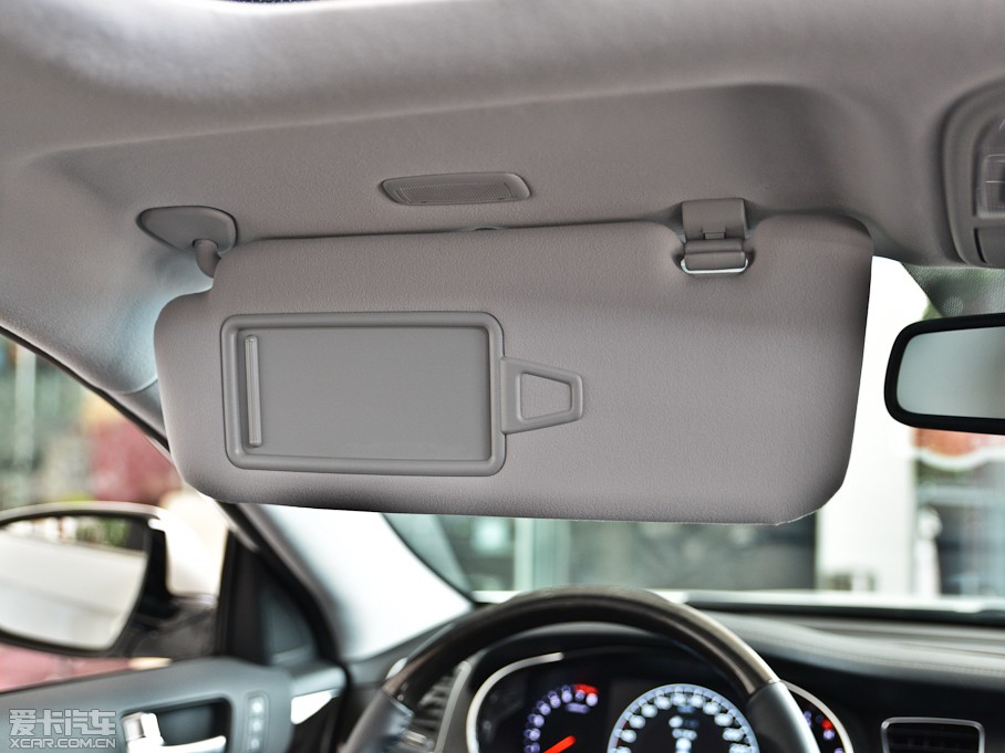 2013P 2.4L Ԅ(dng)̄(w)촰 V