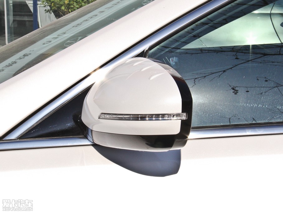 2013��P�� 2.4L �Ԅ�(d��ng)��Ӣ�� ��V