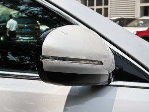 2013款2.4L 自动商务版 京V 细节外观