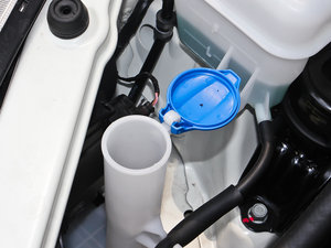 2013款2.4L 自动商务版 京V 其它