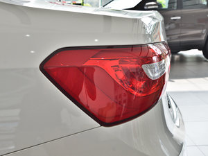 20132.4L Ԅ̄촰 V ^