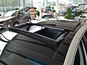 2013款2.4L 自动商务天窗版 京V 细节外观