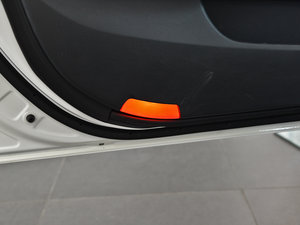 20132.4L Ԅ̄(w)촰 V g