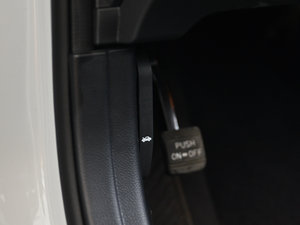 20132.4L Ԅ̄(w)촰 V g