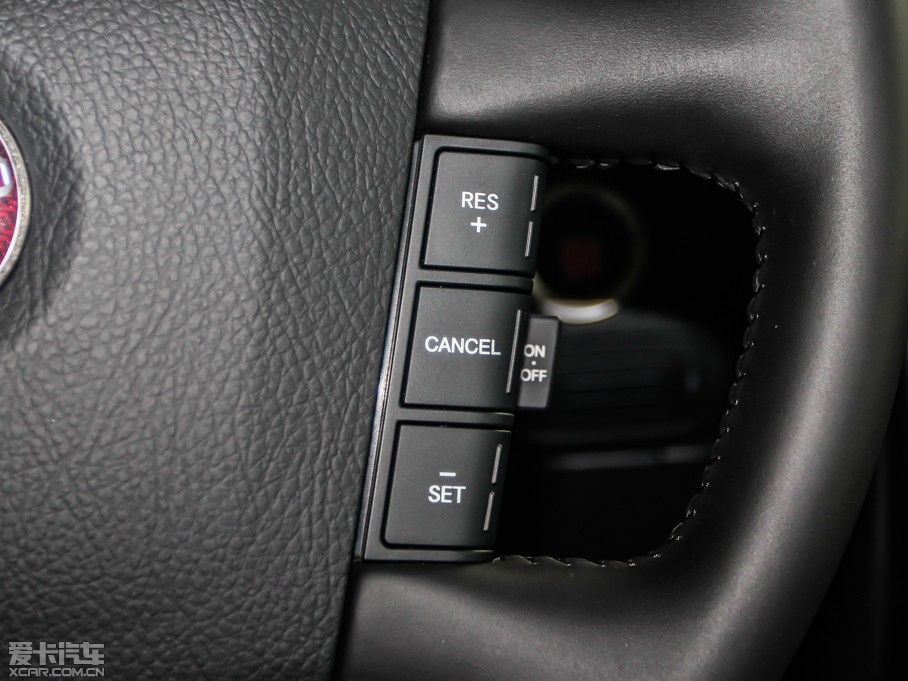 2013����J 3.8L �ԄӺ��A�� ��V