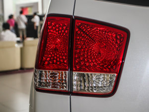 2013��3.8L �ԄӺ��A�� ��V ����(ji��)���^