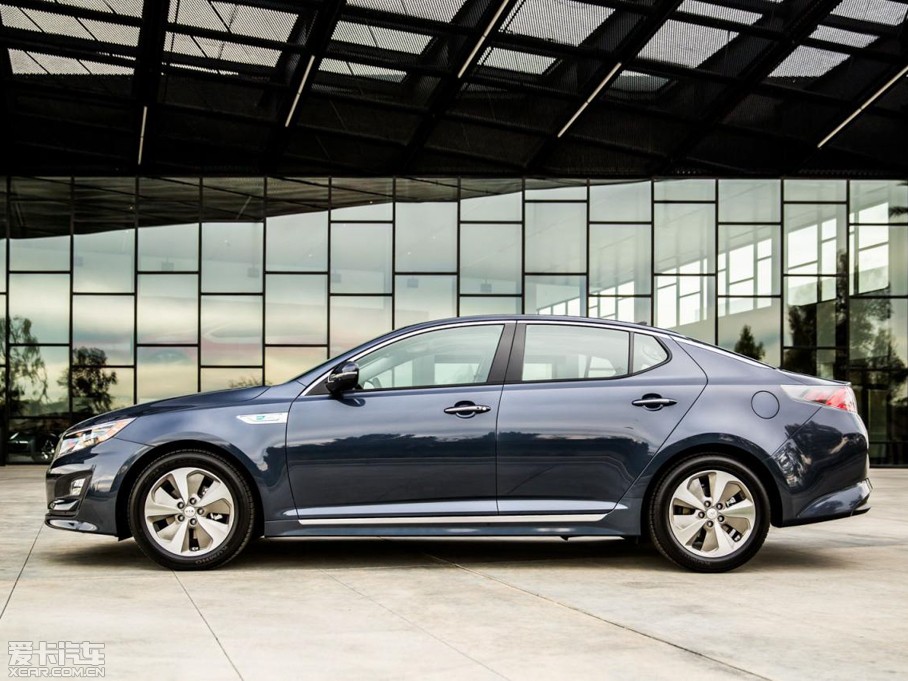 2014K5 Hybrid(M) 2.0L Hybrid Ş