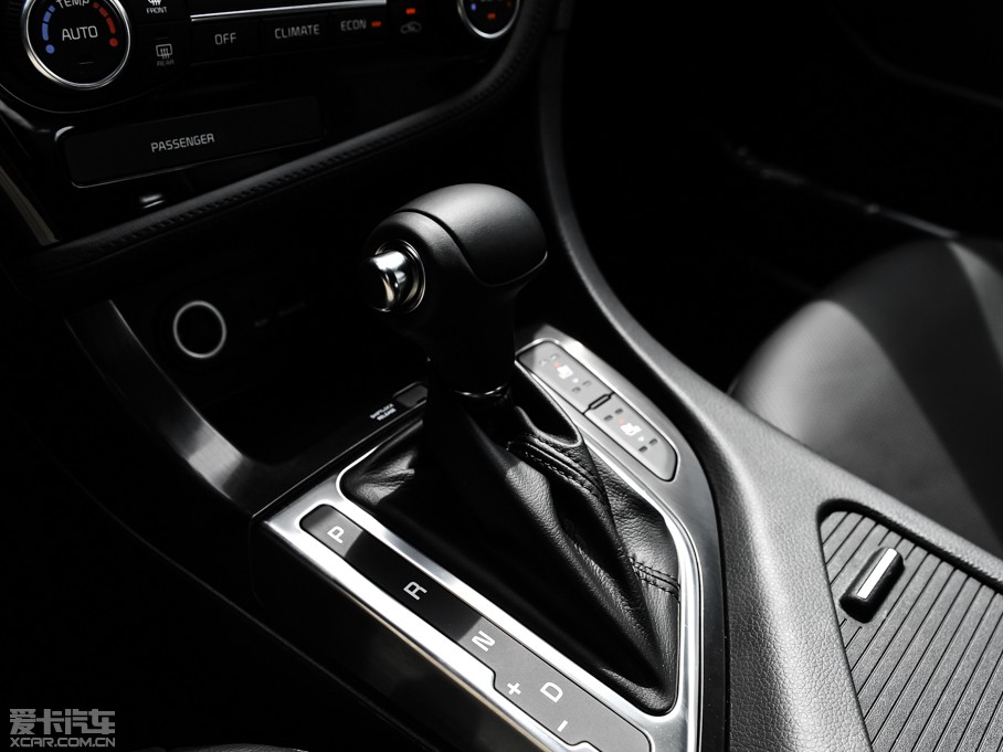 2014K5 Hybrid(M(jn)) 2.0L Hybrid Ş