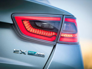 20142.0L Hybrid Ş (x)(ji)^