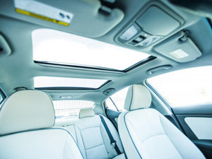 20142.0L Hybrid Ş g