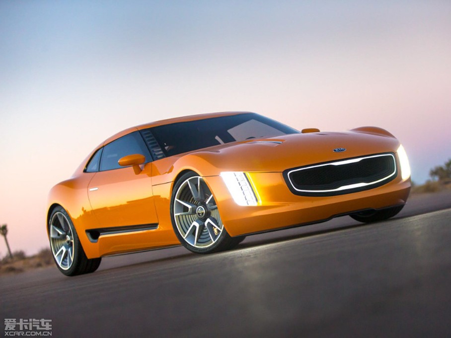 2014GT4 Stinger Concept